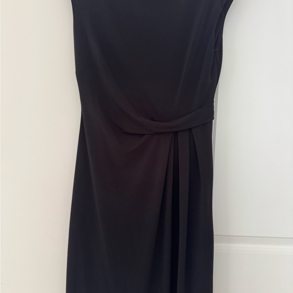 Elegant Black Sleeveless Dress